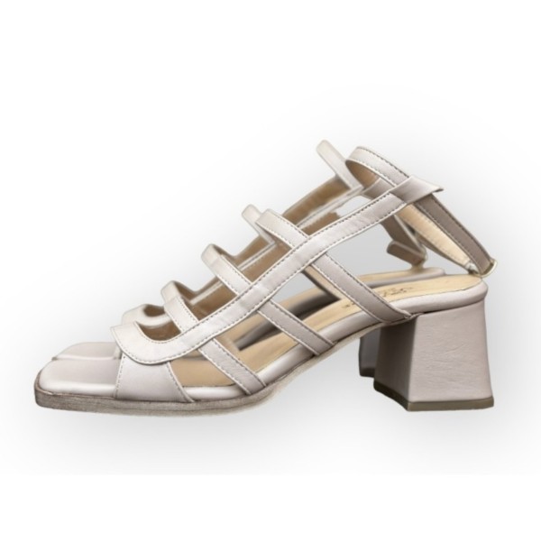 sandalo Incanto in pelle nude