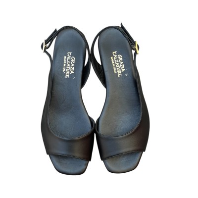 sandalo Daiana in pelle nero