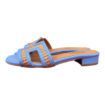 ciabattina Lolita in pelle e rafia azzurra