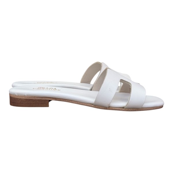 Lolita in pelle bianco