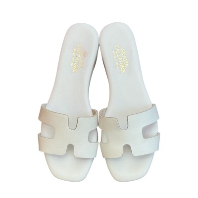 Lolita in pelle bianco