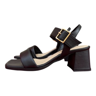 sandalo Perla in pelle nero