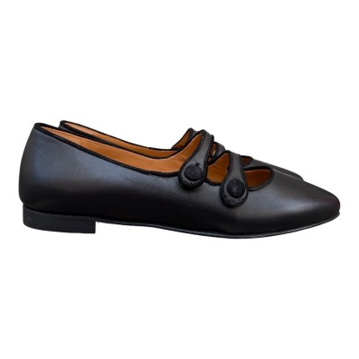 ballerina Katia in pelle nera