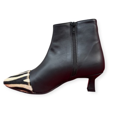 stivaletto Giuly in pelle nero e inserto animalier