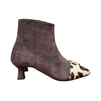 stivaletto Giuly in camoscio marrone inserto animalier u
