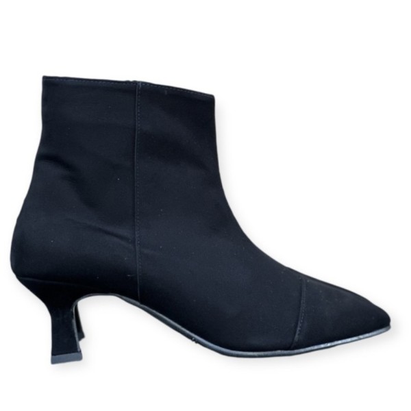 stivaletto Giuly in camoscio nero