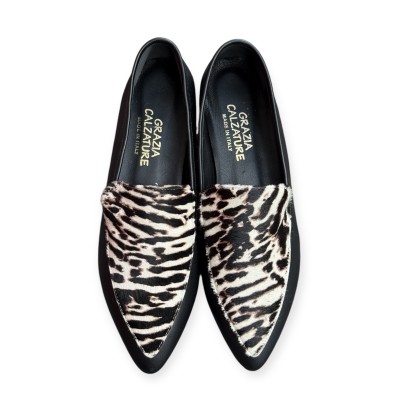 mocassino Carol in pelle nero e inserto animalier