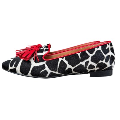 ballerina Grazia in pelle animalier giraffa fondo bianco profilo rosso