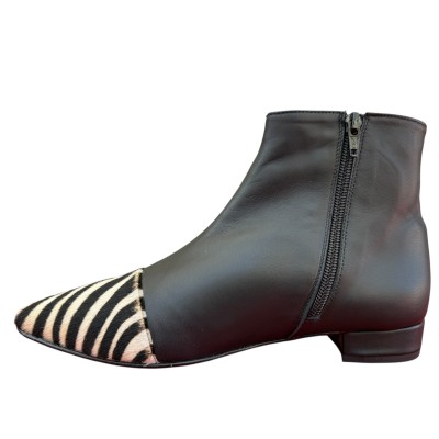 stivaletto Mimy in pelle nero e inserto animalier zebrato
