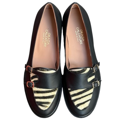 mocassino Milly in pelle nero e inserto animalier zebra