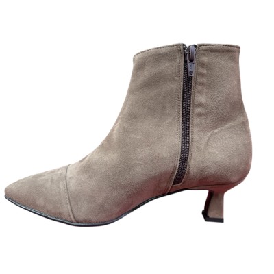 stivaletto Giuly in camoscio tortora