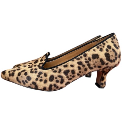 decollete Venere in pelle animalier maculato