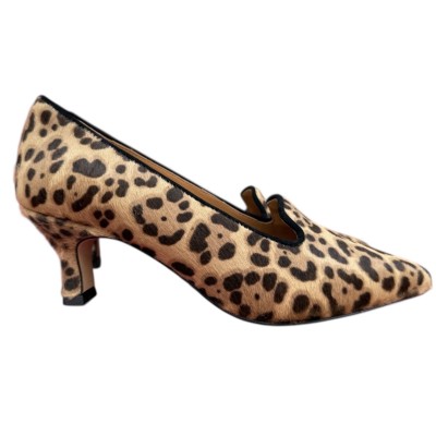 decollete Venere in pelle animalier maculato