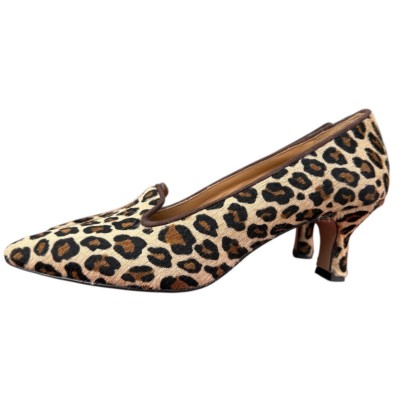 decollete Venere in pelle animalier maculato