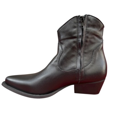 camperos Betta in pelle nero