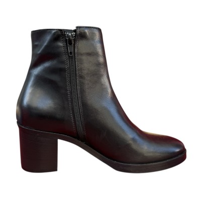 stivaletto Manu in pelle nero