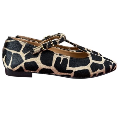 ballerina Maria in pelle animalier giraffa