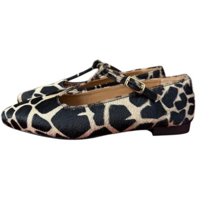 ballerina Maria in pelle animalier giraffa