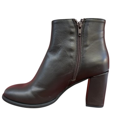 stivaletto Pia in pelle marrone