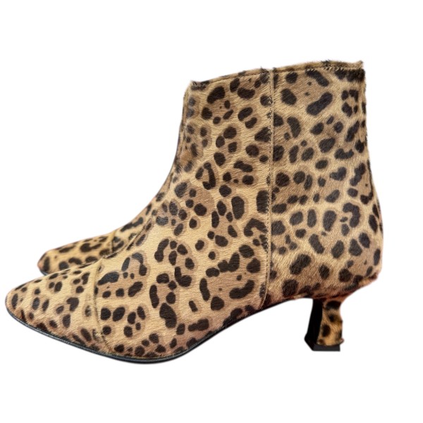 stivaletto Giuly in pelle animalier maculato