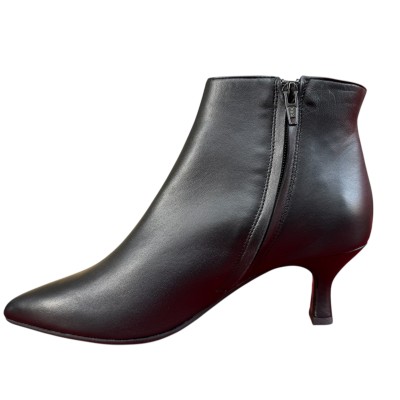 Stivaletto Winnie in pelle nero