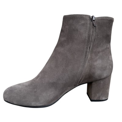 stivaletto Fabia  in camoscio tortora