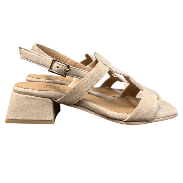 sandalo Desiree in camoscio tortora