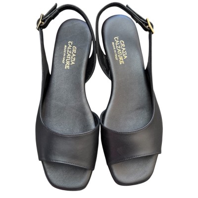 sandalo Daiana in pelle nero