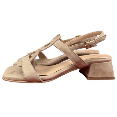 sandalo Desiree in nabuk taupe