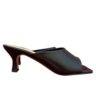 scalzata Diamante in pelle nera