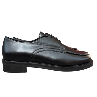 stringata Emy in pelle nera