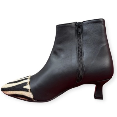 stivaletto Giuly in pelle nero e inserto animalier zebra