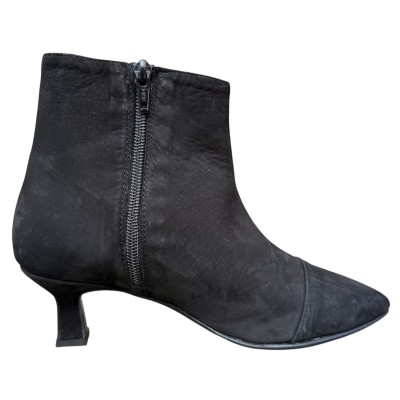 stivaletto Giuly in nabuk nero