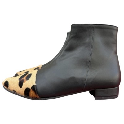 stivaletto Mimy in pelle nero e inserto animalier maculato