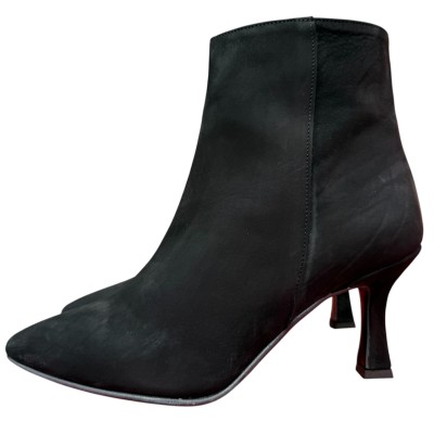 stivaletto Ariete in nabuk nero