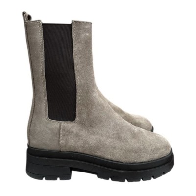 stivaletto Melissa in camoscio taupe