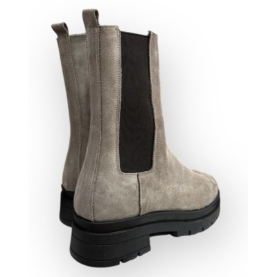 stivaletto Melissa in camoscio taupe