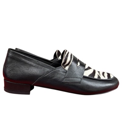 mocassino Benny in pelle nero e inserto zebrato